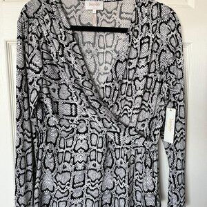 NWT Laundry by Shelli Segal snakeskin/animal print wrap blouse